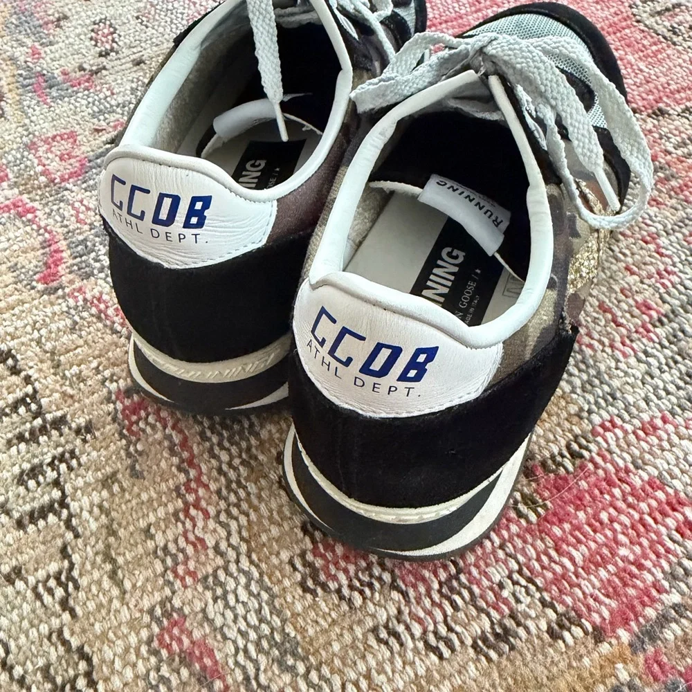 Golden Goose Camouflage, Black & Gold Star Running Sneakers - Picture 3 of 6